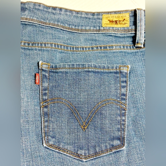 Levi Strauss 542 Y2K Flare Leg 20W Medium Length Denim Jeans - Picture 2 of 16